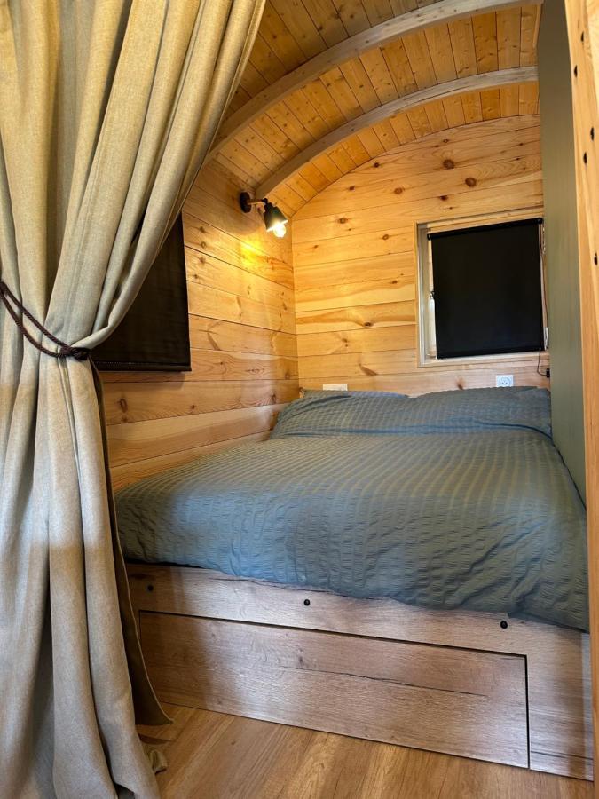 La Roulotte De Lois & Clara Hotel Arc-en-Barrois Екстериор снимка